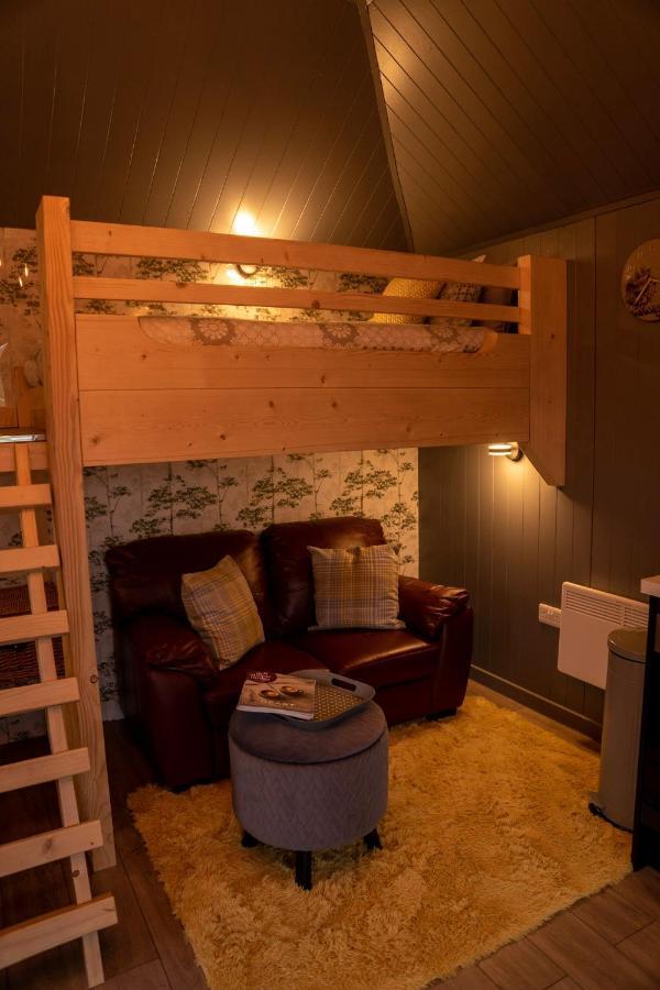 The Treehouse - Sleeps 4 Villa Old Leake Dış mekan fotoğraf